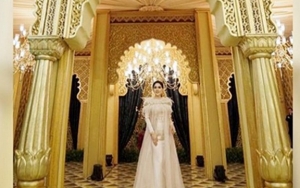 Selalu Jadi Trendsetter, Inikah Konsep Busana Lebaran Cetar Syahrini di 2018?