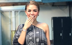 Usai Sindir Pembohong dan Pecandu Narkoba, Nikita Mirzani Hapus Foto Mesra dengan Dipo Latief?