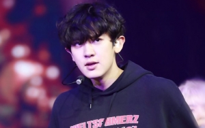 Kocaknya Chanyeol EXO Galau Ganti Baju Gara-Gara Kamera di 'Salty Tour'