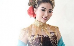 Sarwendah Mulai Kenalkan Budaya Indonesia ke Thalia Lewat Cara Ini