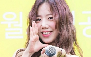 Namjoo A Pink Demam Panggung