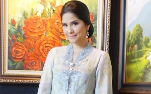 Foto Pakai Mahkota, Annisa Pohan Sebut Dirinya Meghan Markle Versi Sumatera
