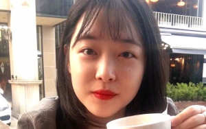 Sempat Tampil Seksi, Sulli Banjir Pujian Usai Unggah Foto Imut Ini