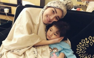 Sukses Hingga Bangun Vila Mewah untuk Bilqis, Ibu Doakan Ayu Ting Ting Selalu Dilindungi Allah