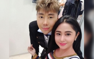 Heboh Dewi Persik Peluk dan Cium Roy Kiyoshi, Netter Minta Hargai Perasaan Angga Wijaya