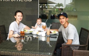 Fandy Christian Kepergok Hisap Vape di Pesawat, Dahlia Poland Malu dan Marah Besar