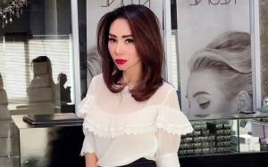 Femmy Permatasari Foto Bareng Roy Kiyoshi-Robby Purba, Netter Soroti Dagu Lancip
