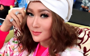 Alami Kerugian Karaoke Ditutup, Inul Daratista Tetap Baik Hati Berbagi THR