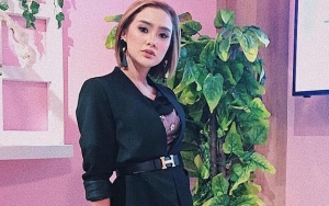 Sempat Dikritik 'Lebih Tua' dengan Rambut Pendek, Cita Citata Kembali Ubah Penampilan