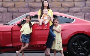Pemotretan Bareng Anak, Celine Evangelista Dibilang Sombong karena Pamer Mobil dan Rumah Bak Istana