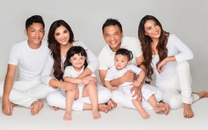 Ditinggal Mudik ART Saat Lebaran, Ashanty Tugasi Aurel dan Azriel Bersihkan Rumah