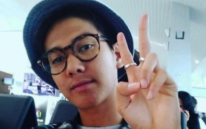 Pamer Otot Sambil Pegang Barbel, Iqbaal Ramadhan Diingatkan Sudah Punya 'Istri'