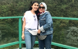 Pesan Haru Dari Sang Ibu, Rayakan Ulang Tahun Ayu Ting Ting ke-26
