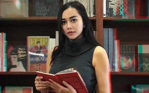 Aura Kasih Merasa Difitnah Gara-Gara Video Mesum Mirip Dirinya, Tulis Curhatan Sedih