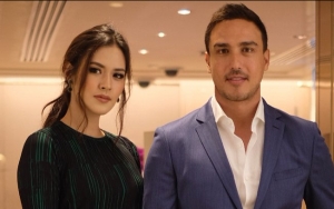 Awas Baper, Begini Cara Hamish Daud dan Raisa Nikmati Sunset di Pantai