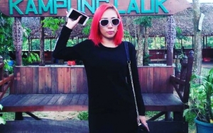 Kabar Keguguran Dianggap Drama, Dewi Sanca Unggah Foto Transfusi Darah