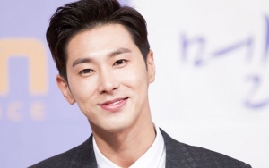 Pamer Foto Ini, Yunho Tunjukkan Dukungan ke Seluruh Ayah di Dunia