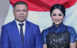 Hadiri Acara Bersama Presiden Timor Leste, KD Tenteng Tas Cantik Seharga Rp 400 Juta