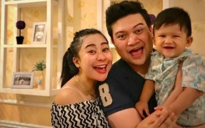 Bagai Drama Korea, Intip Kisah Cinta Chiquita Meidy dengan Calon Suami