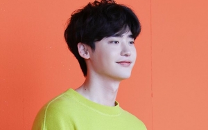 Tebar Pesona, Lee Jong Suk Siap Bikin Fans Meleleh Pamer Foto Ganteng Ini
