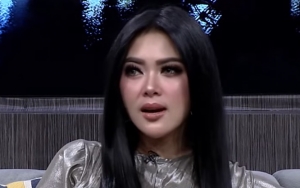 Diisukan Simpanan Pengusaha Mr H, Syahrini Digoda Pernah Janjian dengan Hotman Paris ke Las Vegas