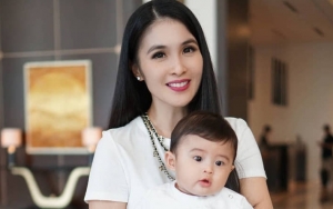 Umbar Senyum Saat Tidur, Ketampanan Anak Sandra Dewi Bikin Ketagihan