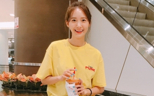 Fan Meeting Sukses, Yoona Pamer Kedekatan dengan Staf Lewat Foto Ini