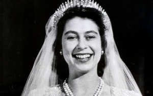 Tiara Diamond Fringe di Pernikahan Ratu Elizabeth II