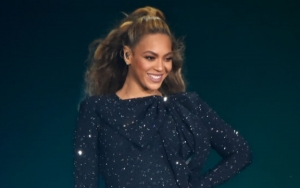 Elus Perut Saat Konser, Beyonce Dikabarkan Hamil Anak Keempat