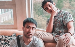 Berfoto Bareng Adik, Netter Malah Salfok Bagian Tubuh Vidi Aldiano Satu Ini