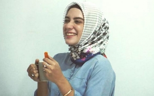 4. Cantik Berhijab 