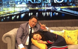 Curi-Curi Kesempatan Rangkul Siti Badriah, Hotman Paris Hutapea Menang Banyak
