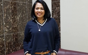 Unggah Foto Berdoa Hingga Nangis karena Sedih Dianggap Gimmick, Ely Sugigi Tuai Kecaman