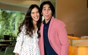 Mesra Gandengan Tangan, Vino Bastian-Marsha Timothy Jadi Pasangan Idaman