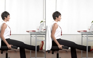 Angkat Kaki Bergantian (Leg Lift)