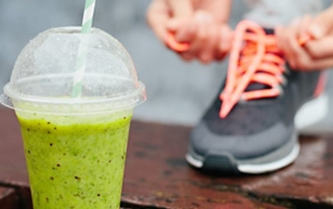 Minum Smoothie