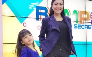 Sarwendah Beberkan Kondisi Terbaru Denada dan Shakira di Singapura
