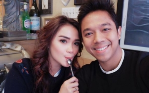 Hamil Usia 4 Bulan, Sheza Idris Unggah Foto Mesra Bareng Suami