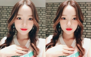 Sempat Disindir Tiru Gaya Sulli, Hara Dipuji Cantik Bak Boneka Lewat Foto-Foto Ini