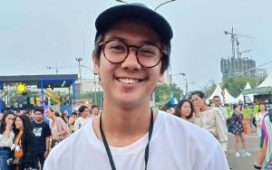 Bikin Patah Hati Banyak Orang, Iqbaal Ramadhan Punya Kekasih?