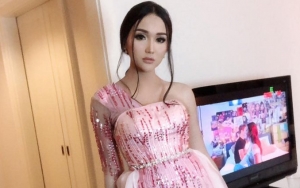 Percaya Diri Pakai Bikini, Lucinta Luna Kembali Tuai Hujatan