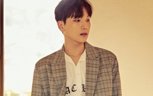 Alami Cedera Kaki, Joo Won Tetap Lanjutkan Promosi Bareng Rainz