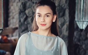 Pamer Foto Pemotretan Terbaru, Pose Ngangkang Irish Bella Jadi Perbincangan