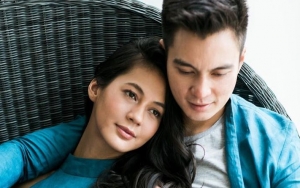 Baim Wong Unggah Foto Dipeluk Mesra Paula Verhoeven, Warganet: Mirip Emang Jodoh