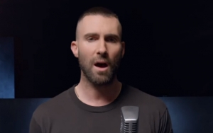 MV 'Girls Like You' Bertabur Selebriti Wanita, Adam Levine Ungkap Perjuangan di Baliknya