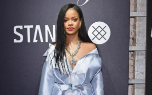 Rihanna Jadi Wanita Kulit Hitam Pertama Untuk Cover British Vogue