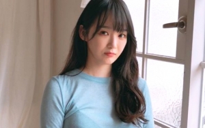 Kang Min Kyung Davichi Unggah Foto Seksi Kenakan Bikini, Netter Duga Edit Bagian Pinggul
