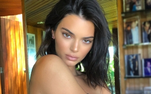 Kendal Jenner Curi Perhatian Dengan Sepatu 'Aneh' Miliknya