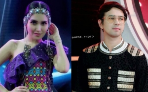 Ayu Ting Ting Tak Sudi Nyanyi Seolah Iri ke Nagita, Dibully Seram Pakai Headpiece Desainer Kondang