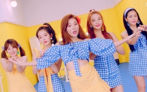Akui Tertekan Popularitas 'Red Flavor', Red Velvet Akhirnya Rilis MV 'Power Up'